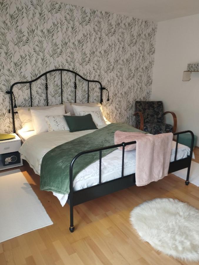 Gruzdovo Apartment *
